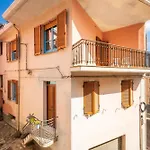 Sa Omu 'eccia Feriehus Villagrande Strisaili